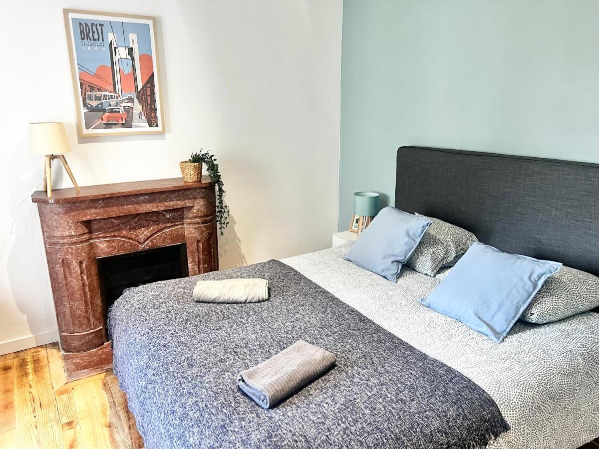 Appartements Meubles Brest Saint Marc ภายนอก รูปภาพ
