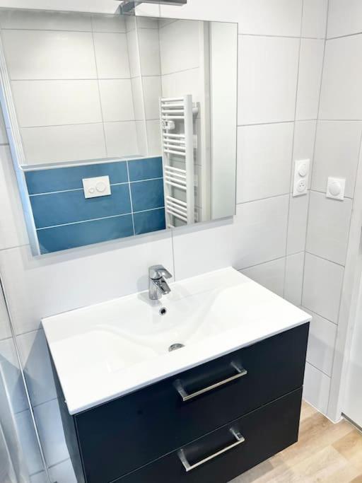 Appartements Meubles Brest Saint Marc ภายนอก รูปภาพ