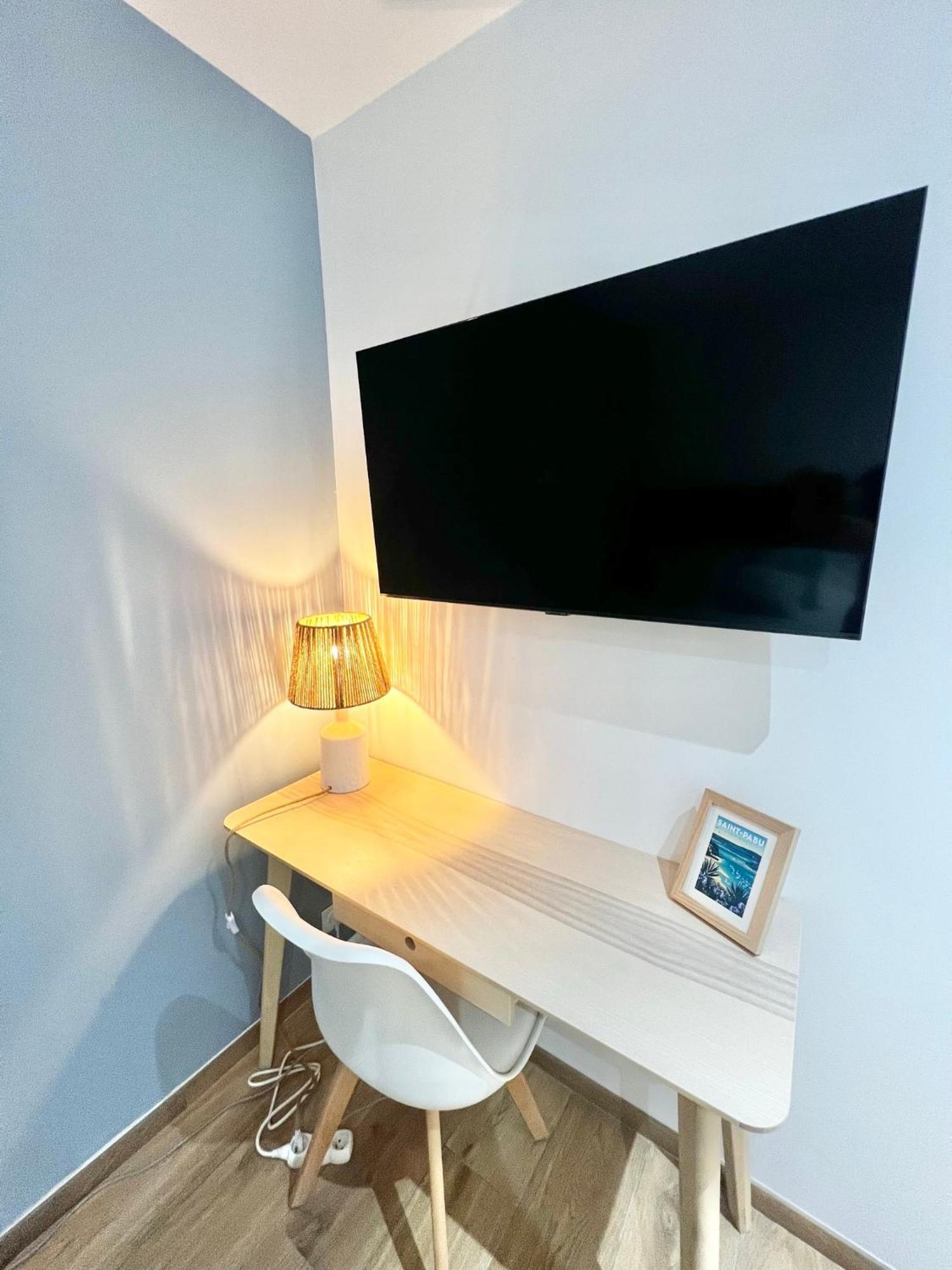 Appartements Meubles Brest Saint Marc ภายนอก รูปภาพ